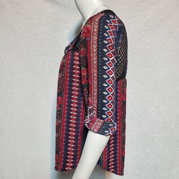 Rewind Patterned Top with Lace (S) - Picture 3 of 6